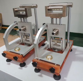ASTM -F1677履物の足底のスリップの抵抗を定める携帯用肘のスリップのテスター